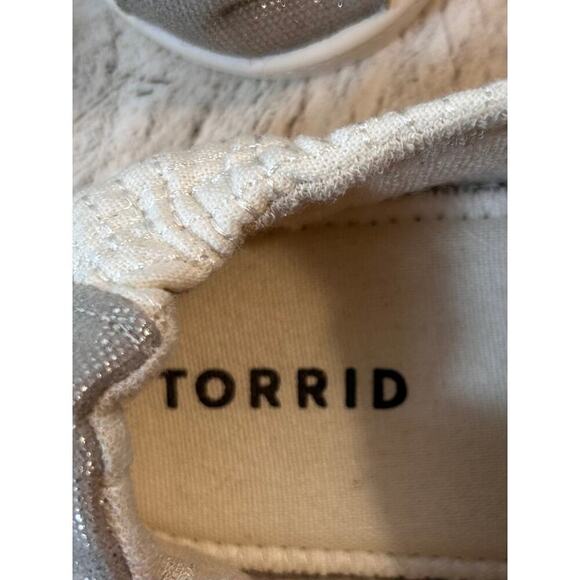 TORRID Women’s Riley Ruched Lace-Up Sneakers / Size: 7W - Picture 10 of 10